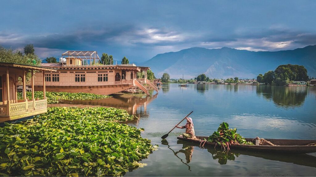 Exterior of Houseboats in Kashmir