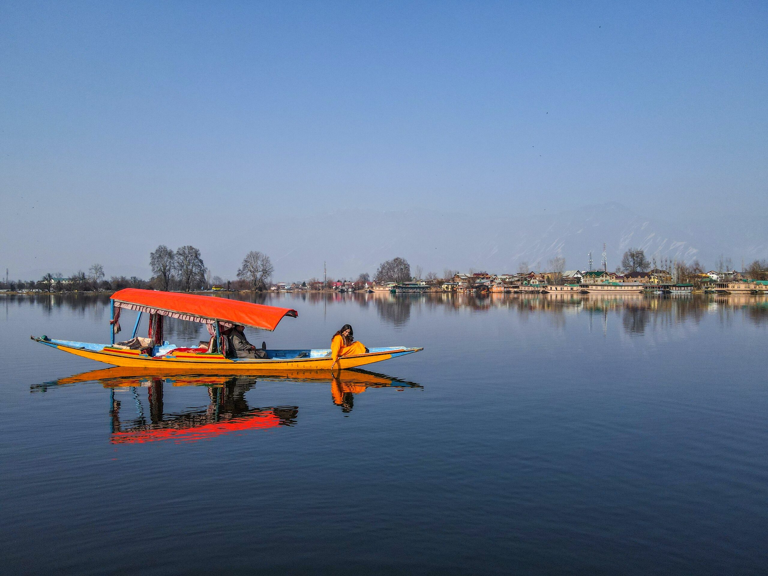 Discover the Pristine Beauty of Kashmir: A Journey Through Paradise